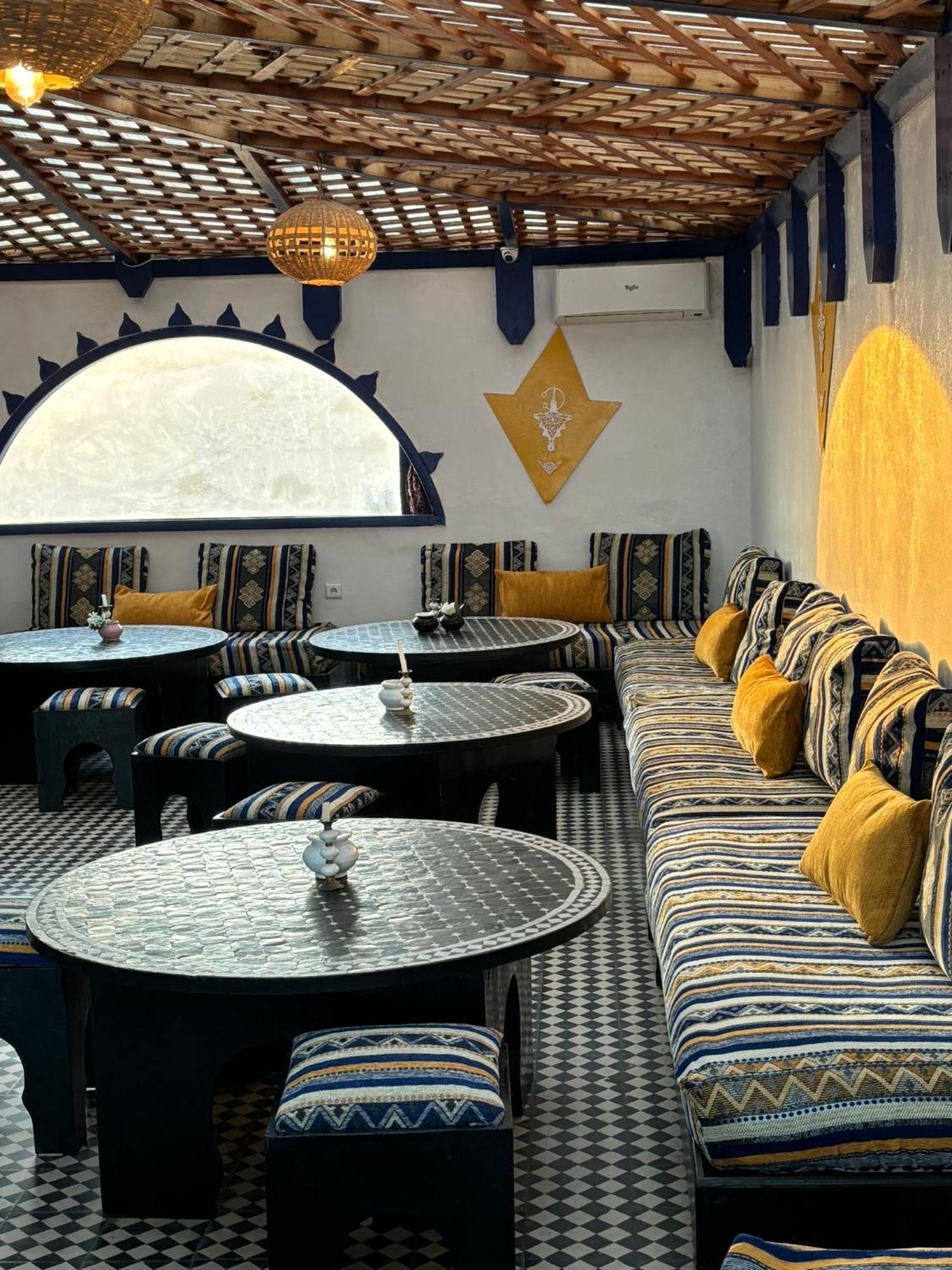Riad Dar Naima イムスワン エクステリア 写真